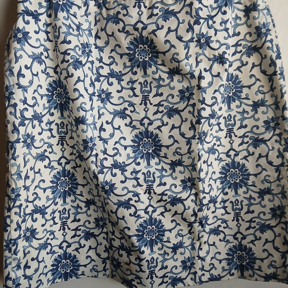 Ralph Lauren Dresses & Skirts - Ralph Lauren Blue and White Floral A-Line Skirt